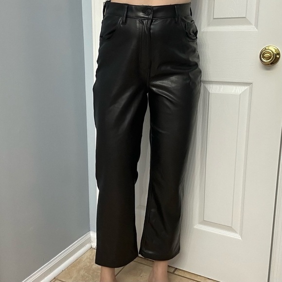 Abercrombie Vegan Leather Pants 90s Straight Curve Love Black 29 8 Extra Short - Picture 1 of 6
